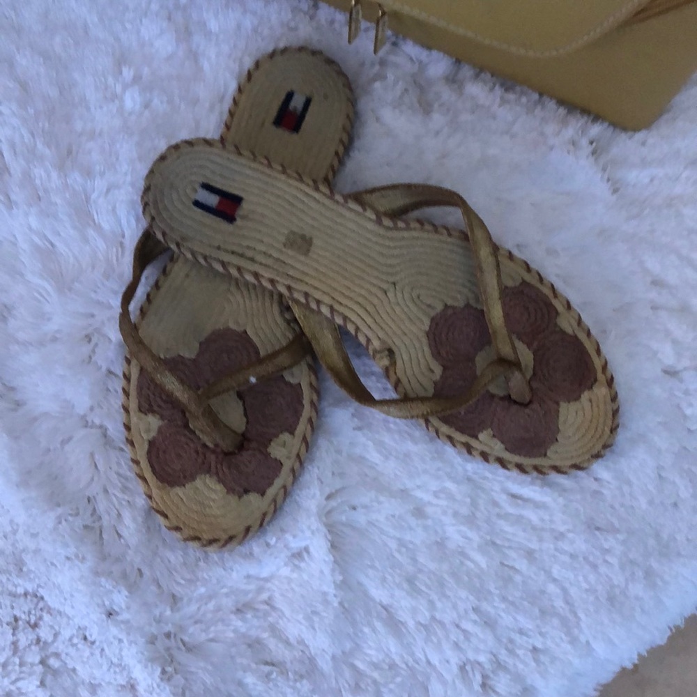 Sandals - Picture 2 of 4